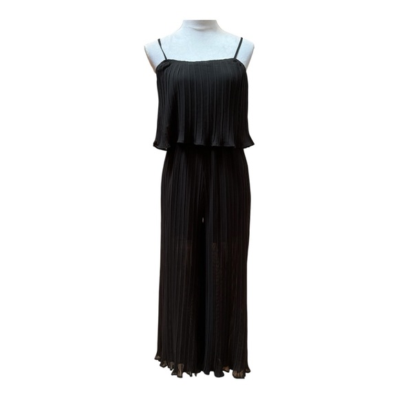 Aaron & Amber Black Pleated Spaghetti Strap  whimsygoth Jumpsuit‎ Size M - Picture 1 of 7